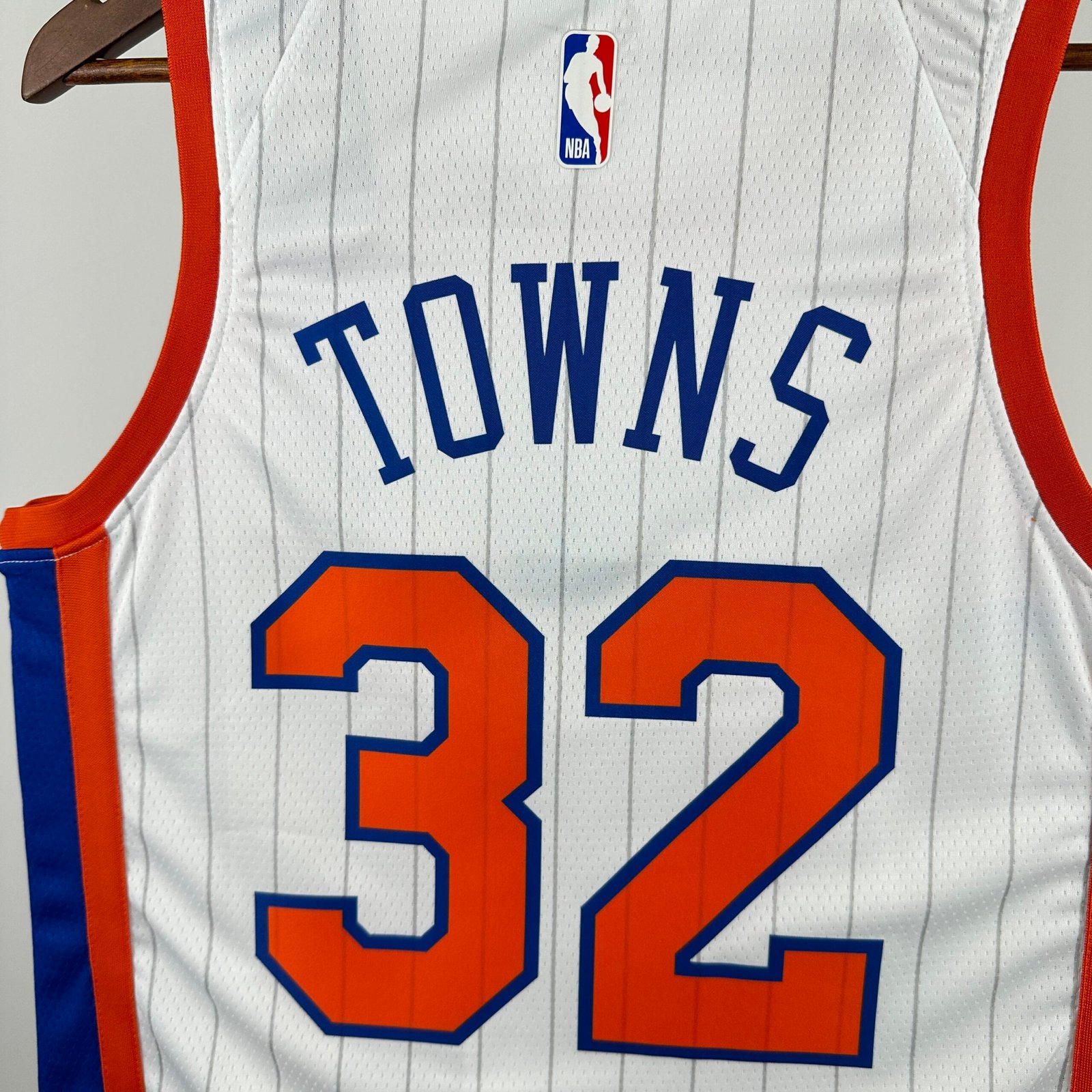 25th Season Knicks City Edition No. 32 Towns - Image 5