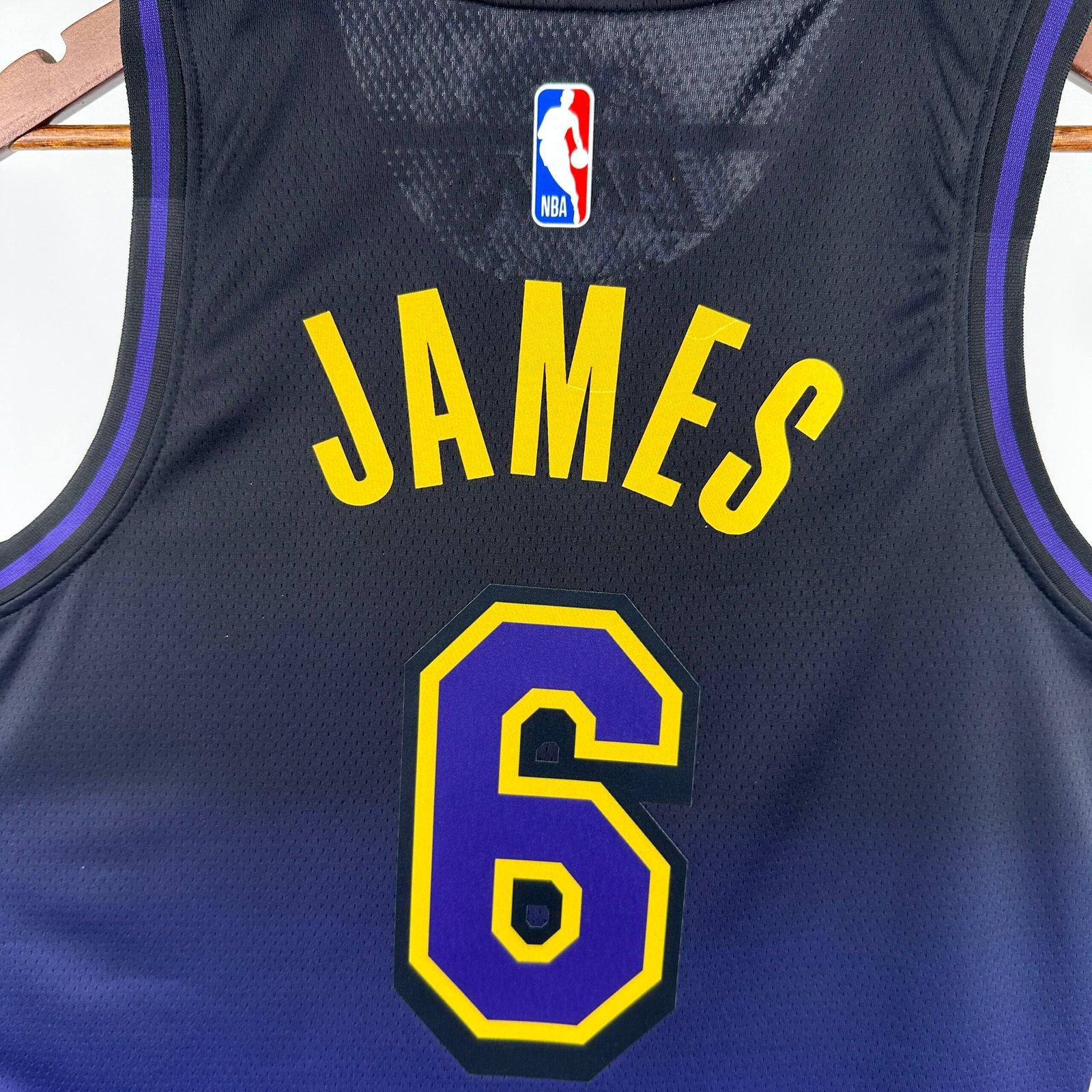 25th Season Lakers City Edition No. 6 James - Image 2