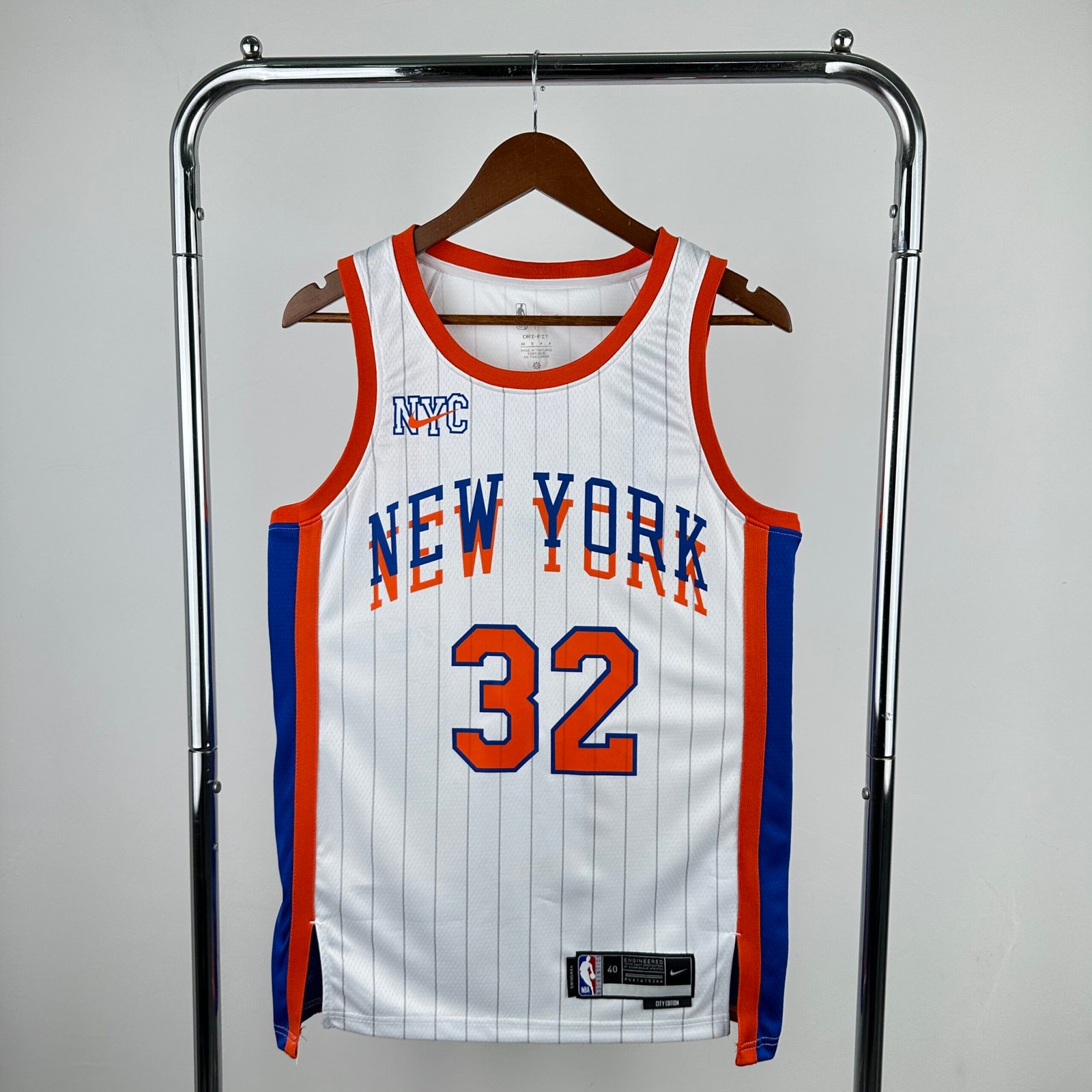 25th Season Knicks City Edition No. 32 Towns - Image 3