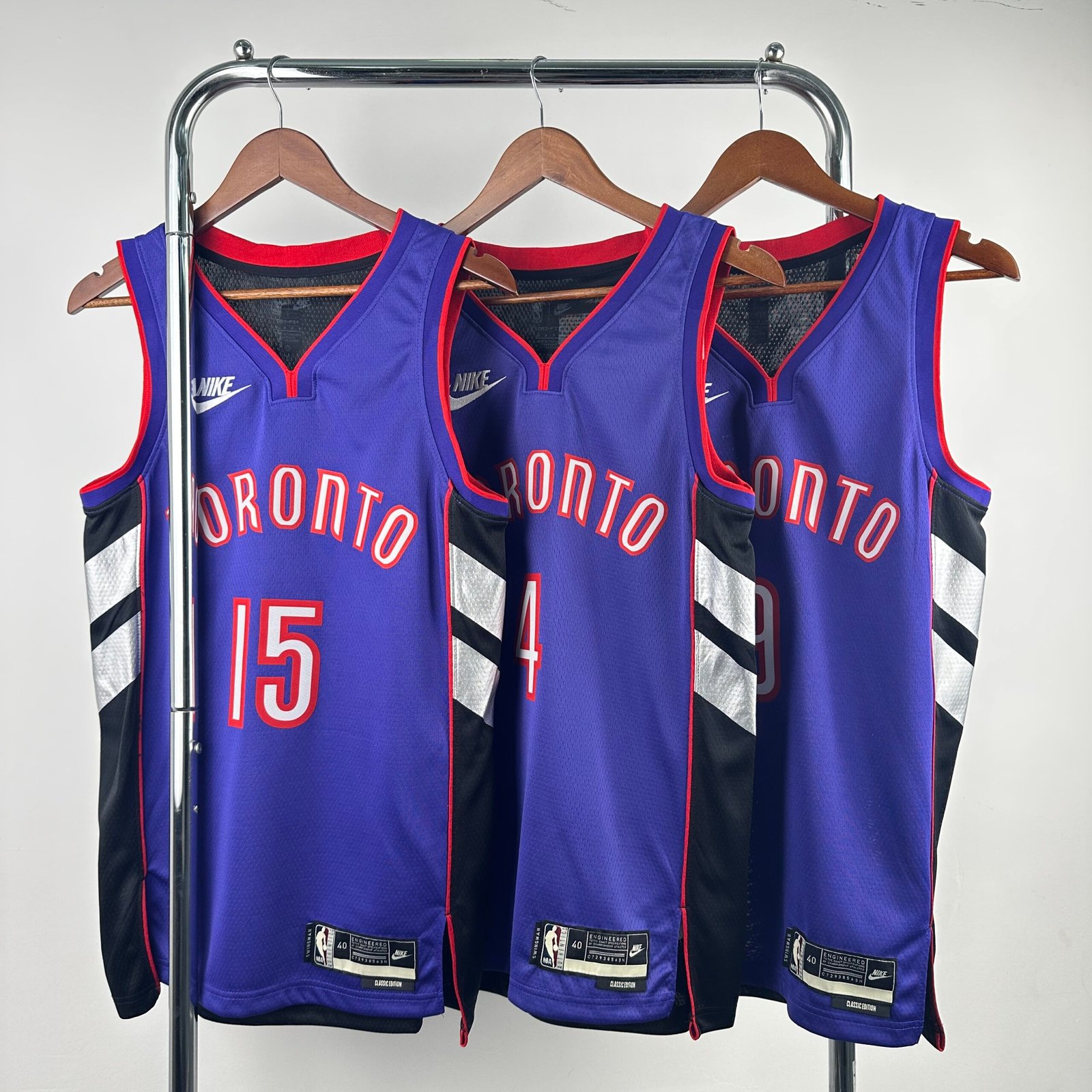 25th Season Raptors Retro No. 4 Barnes - Image 9