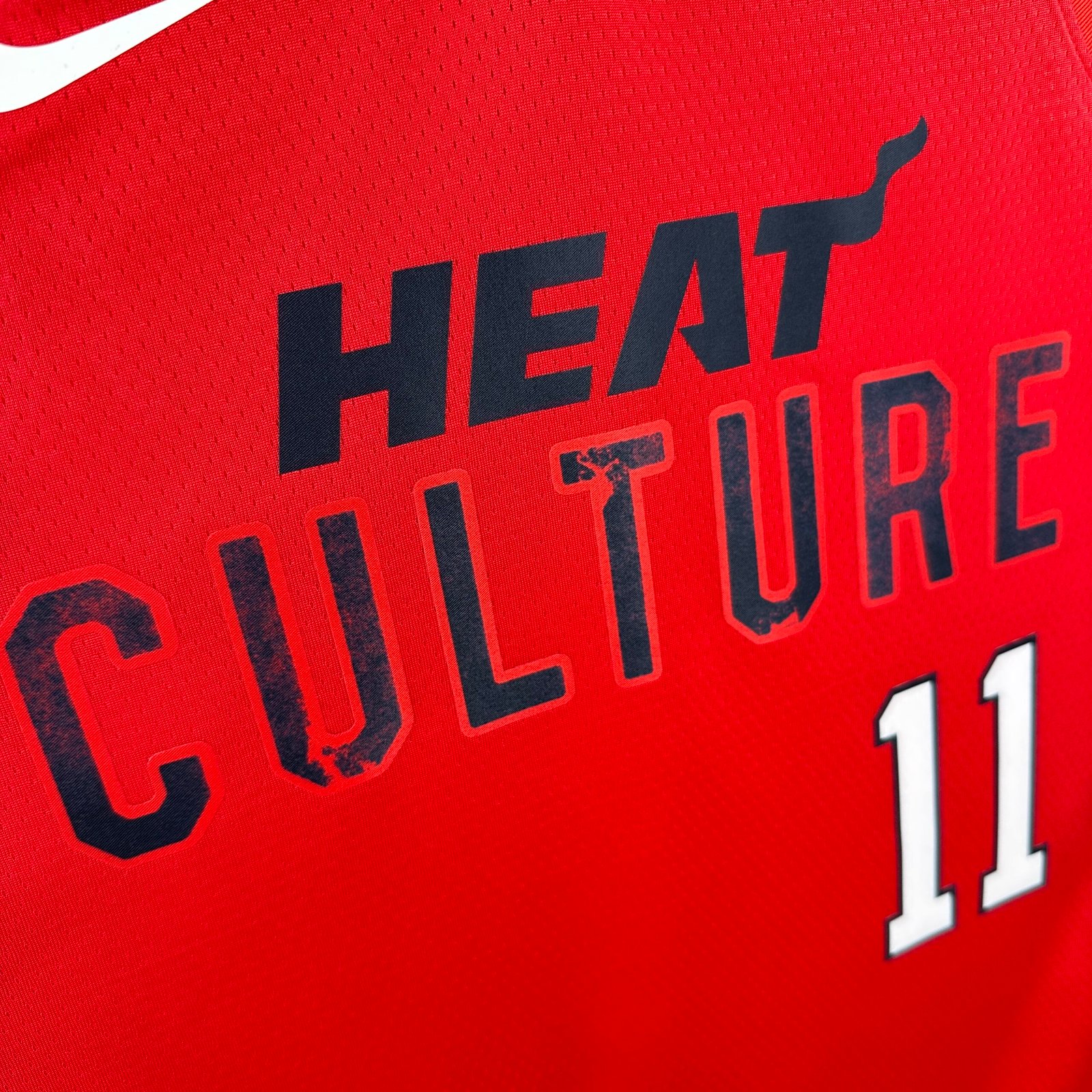 25th Season Heat City Edition No. 11 - Image 12