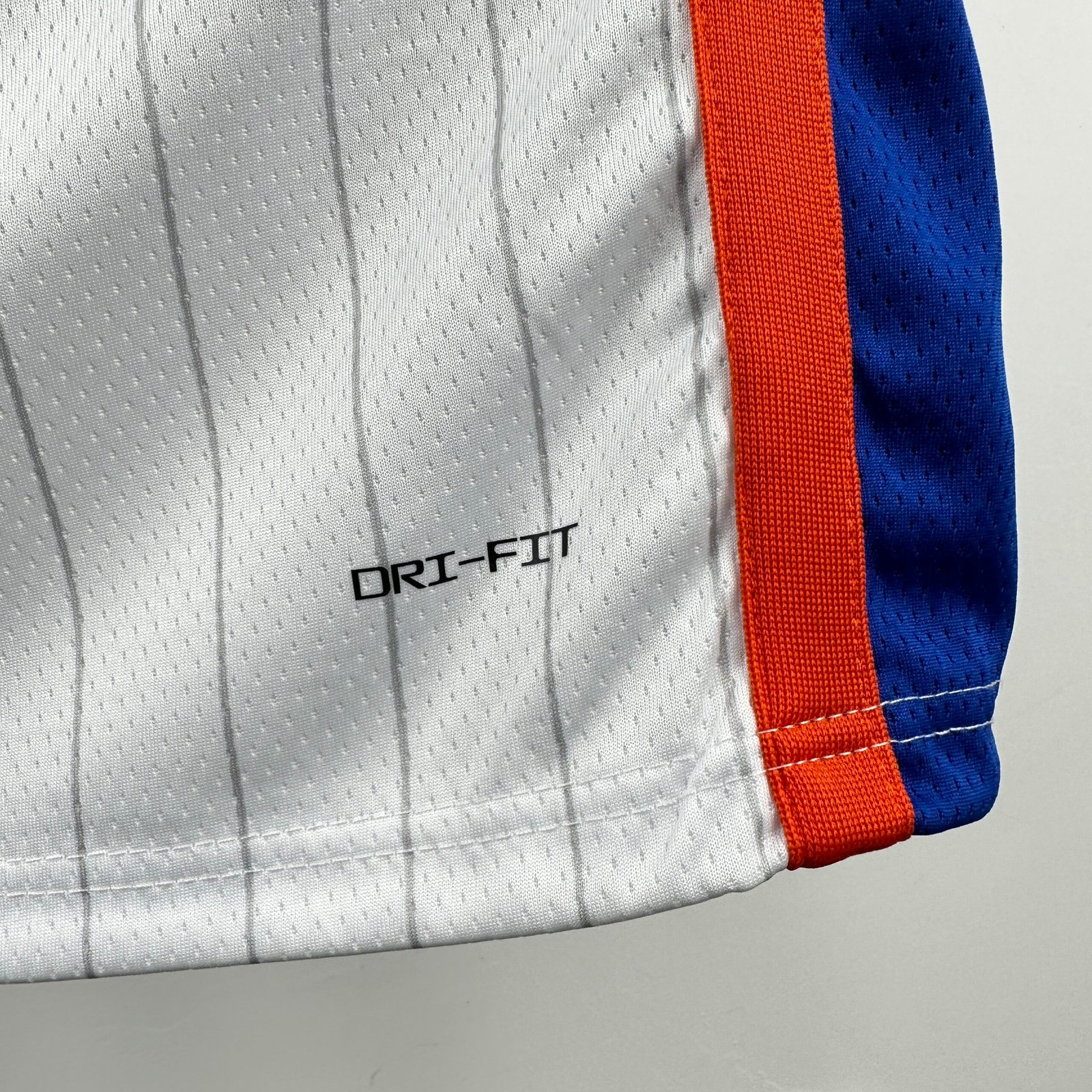 25th Season Knicks City Edition No. 32 Towns - Image 9