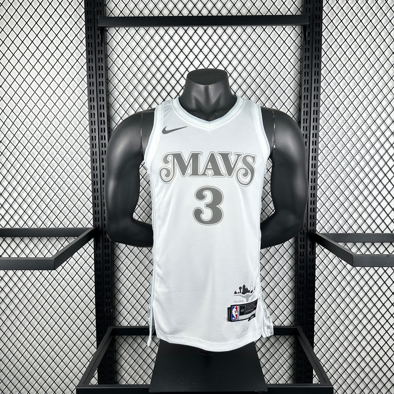 25th Season Mavericks City Edition No. 3 Davis