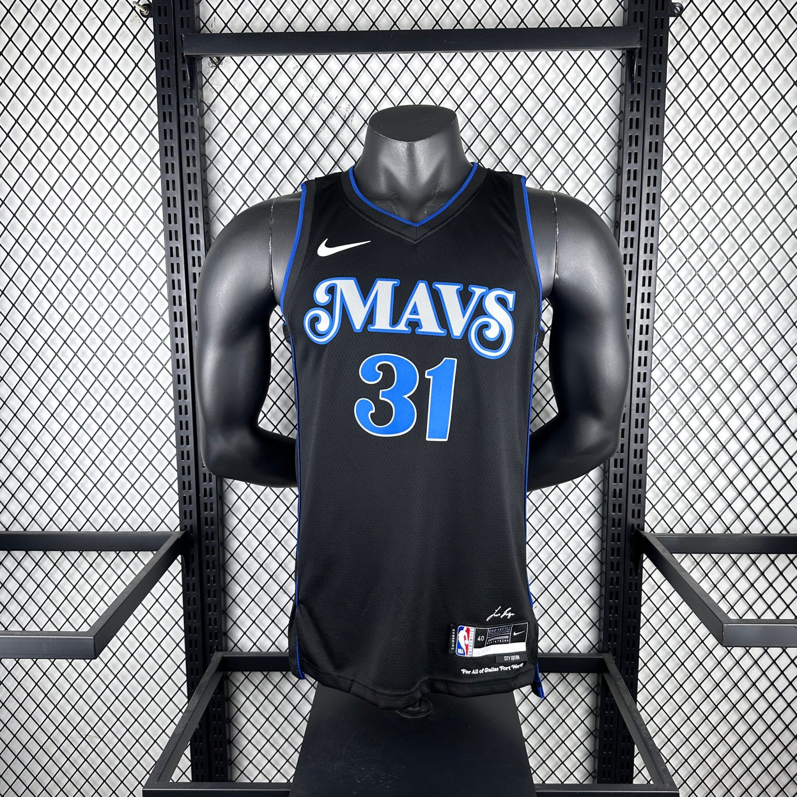 24th Season Mavericks City Edition No. 31 Thompson